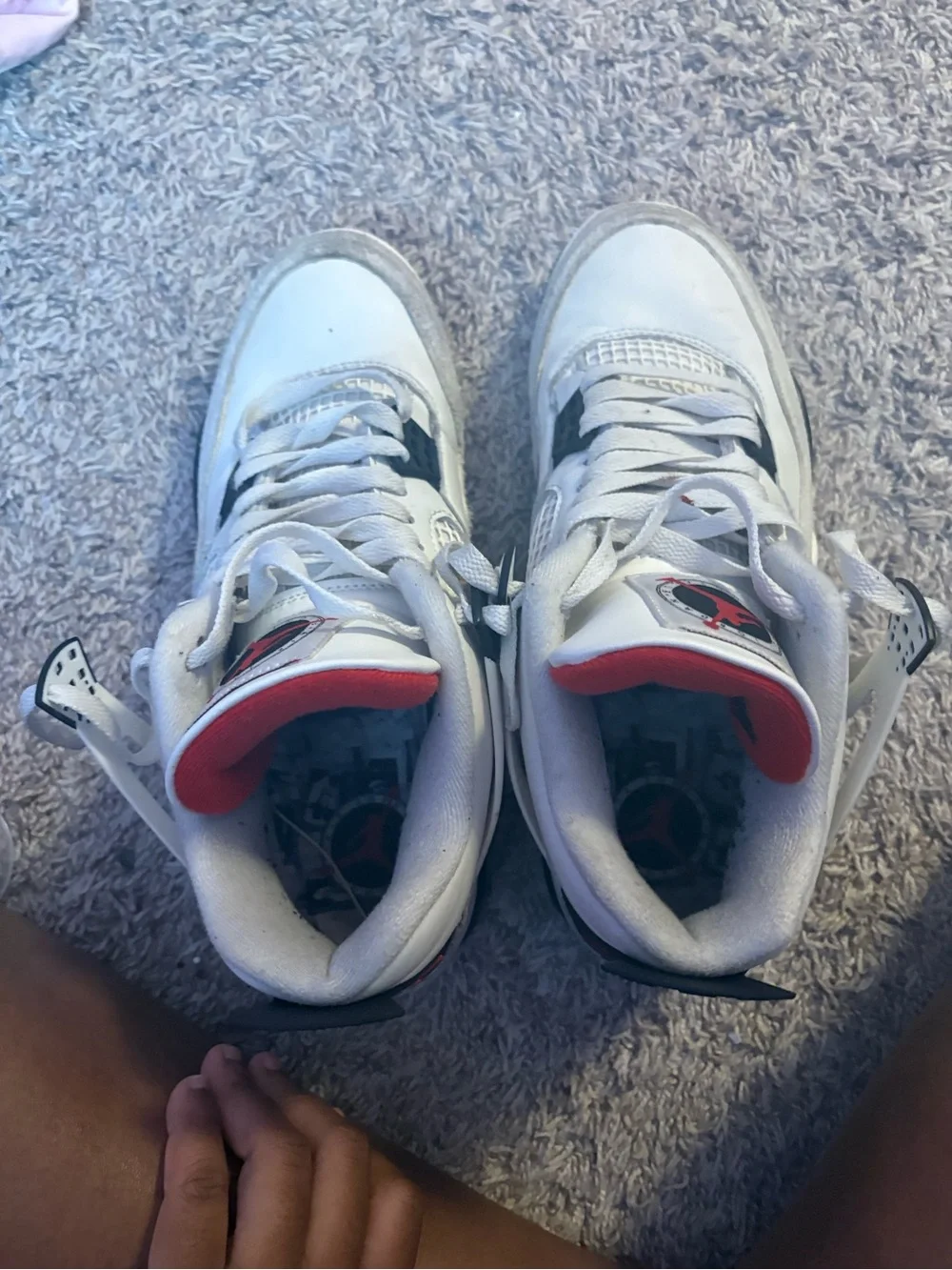 White and Black Men’s retro 4 Nikes pre-loved willing to negotiate ❤️